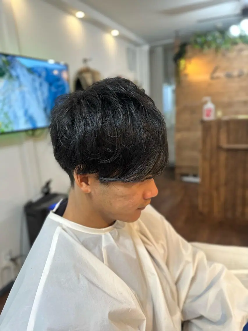 ミディアム メンズ マッシュ カット Luzir⭐︎ GEN⭐︎のヘアスタイル