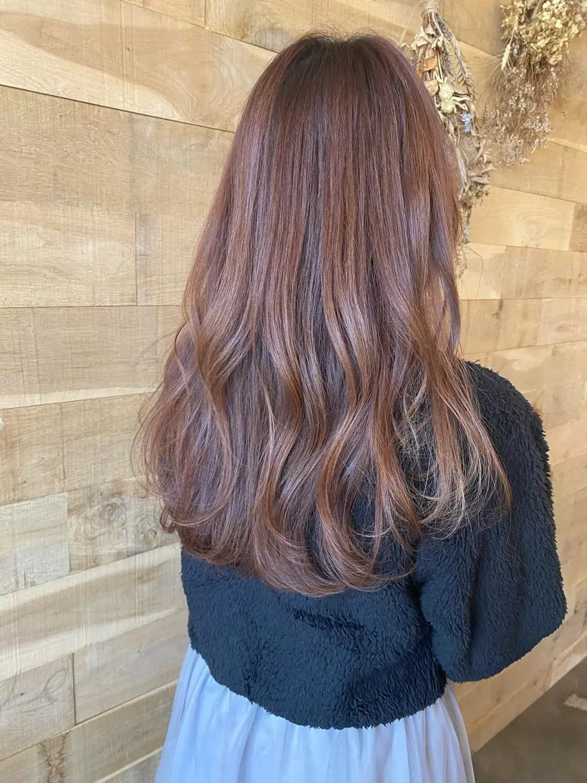 ロング ロングレイヤー レイヤーカット ロング 🌼 アユカのヘアスタイル