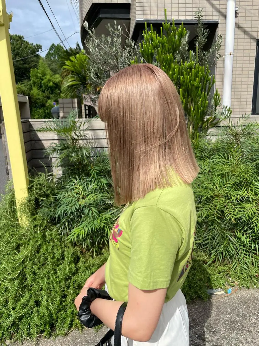 ショート カラー ベージュカラー ホワイトベージュ カット ヘアカラー 五十嵐 雄毅のヘアスタイル