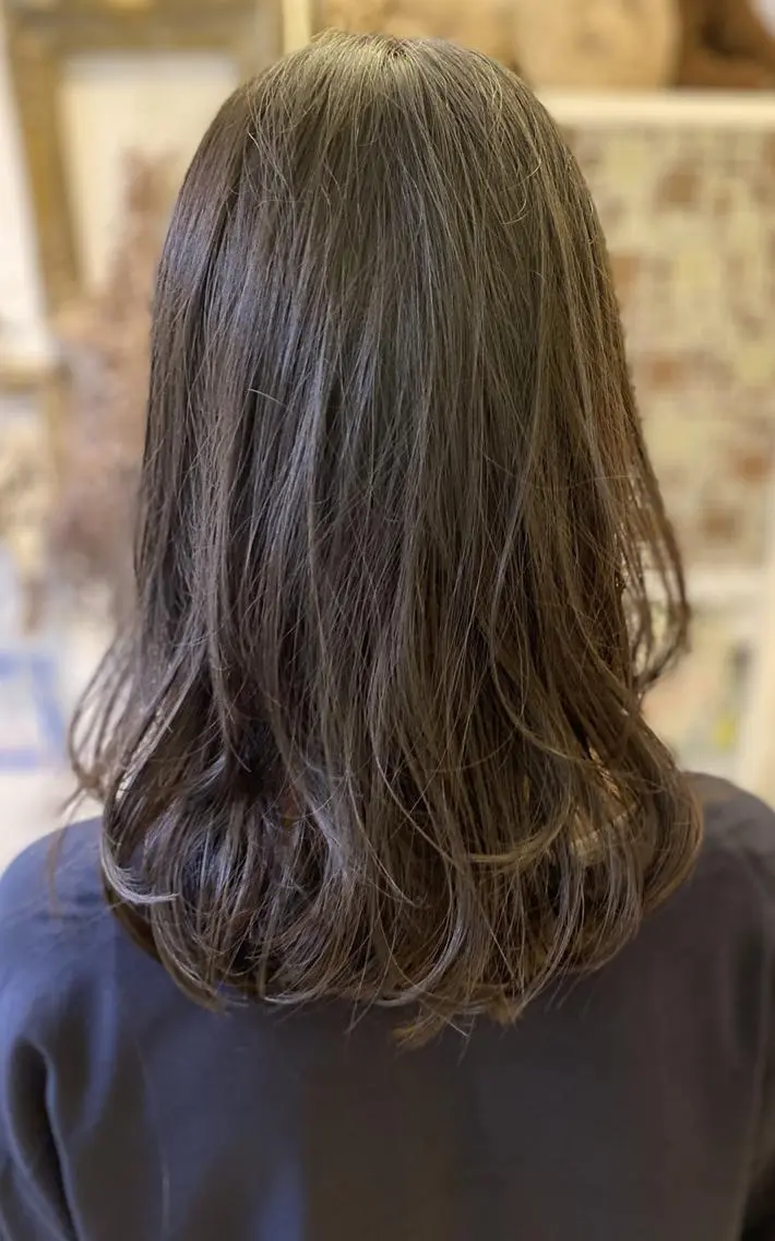 セミロング レイヤーカット 近藤 大介のヘアスタイル