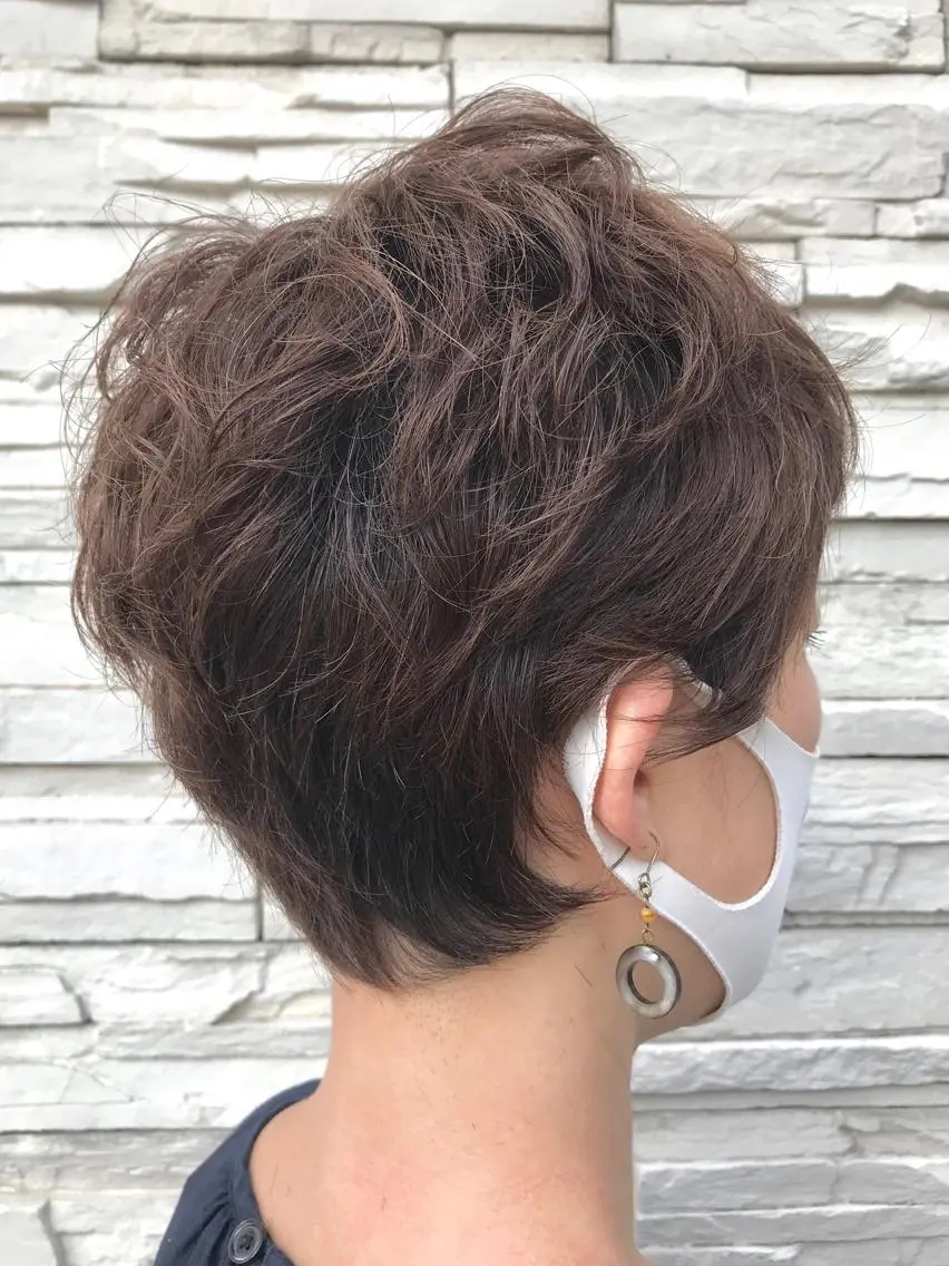ショート パーマ 透明感カラーブリーチ 🌼シゲモトアヤ🌼のヘアスタイル