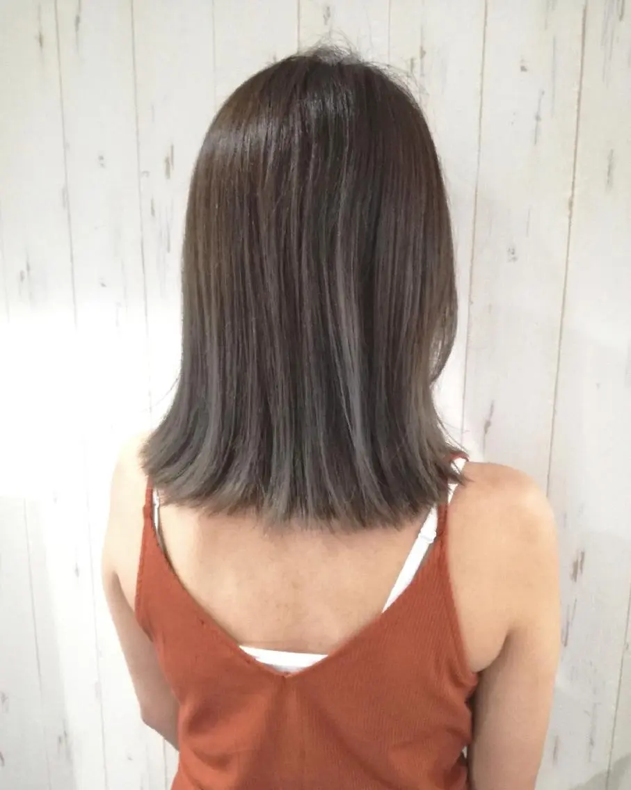 ミディアム カラー グラデーションカラー 外ハネヘア 西川 敏夫のヘアスタイル