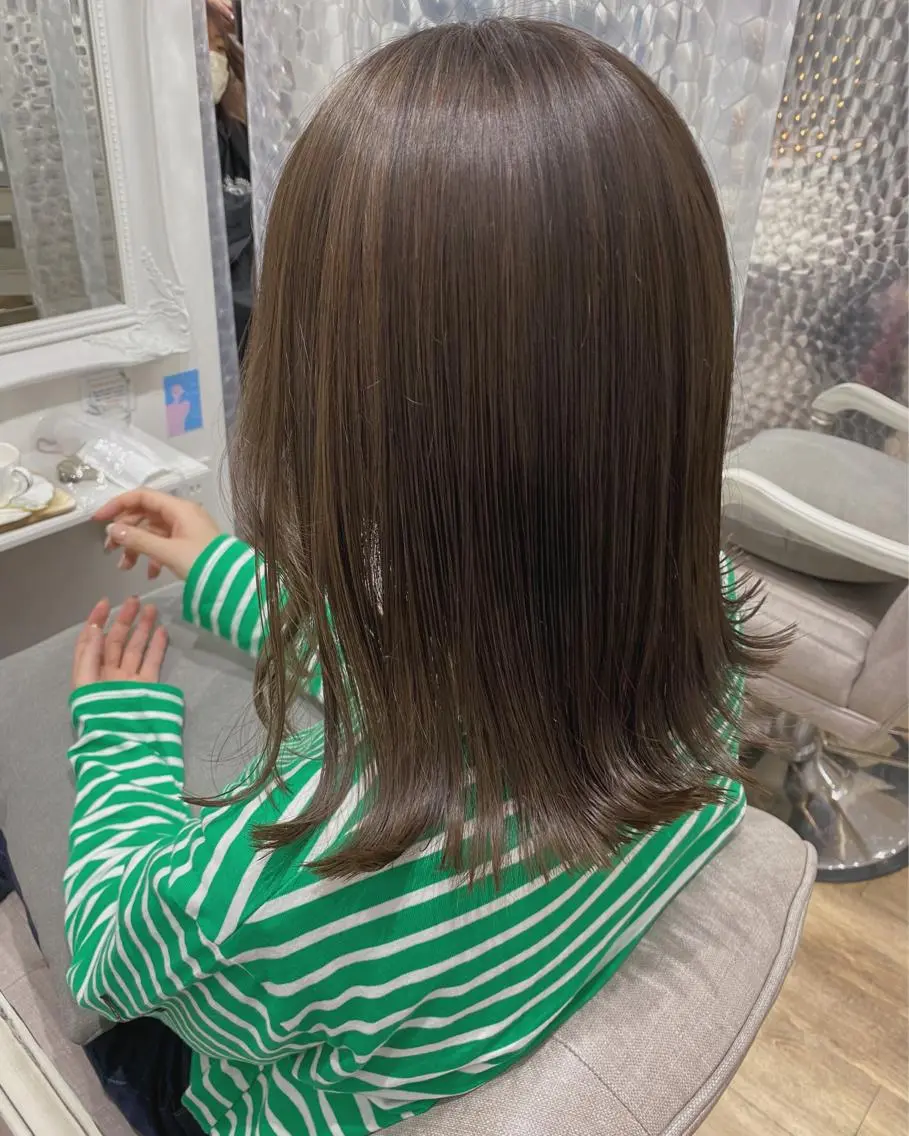 ミディアム カラー ヘアアレンジ ブリーチ 透明感カラー 🧡梅田ハイトーン カラー🧡runaのヘアスタイル