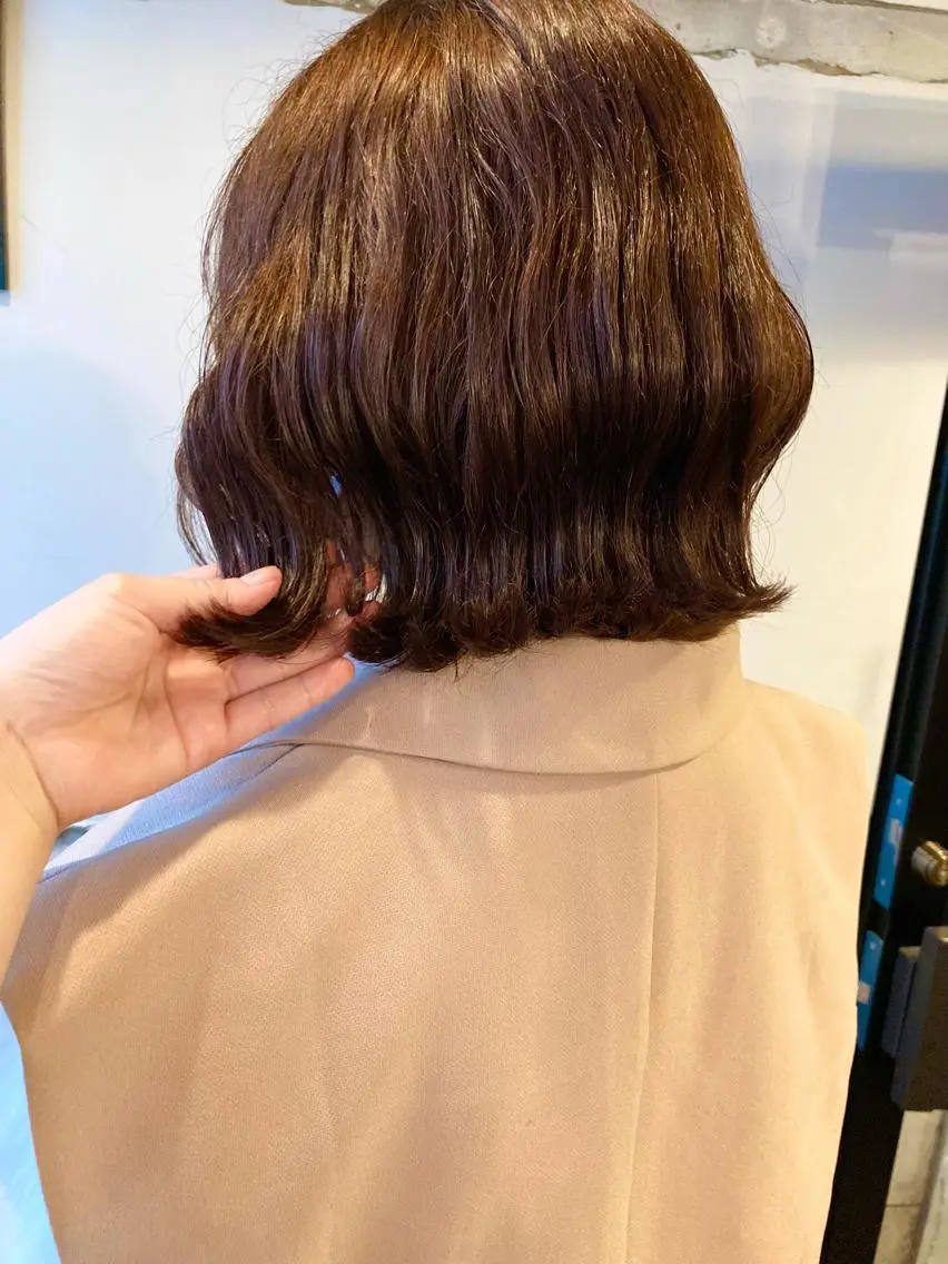 ミディアム カット ヘアカラー トリートメント ✨色持ちの良い艶 カラー✨蟹江真世のヘアスタイル