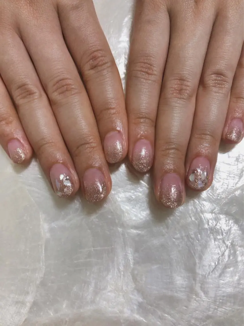 ネイル グラデーション ラメ(グリッター) ラメグラデーション kiki nail &brow二子玉川のネイルデザイン