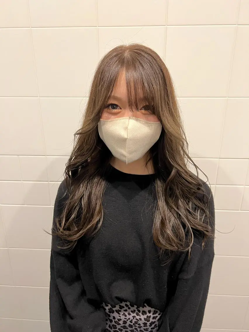 セミロング honen RUKAのヘアスタイル