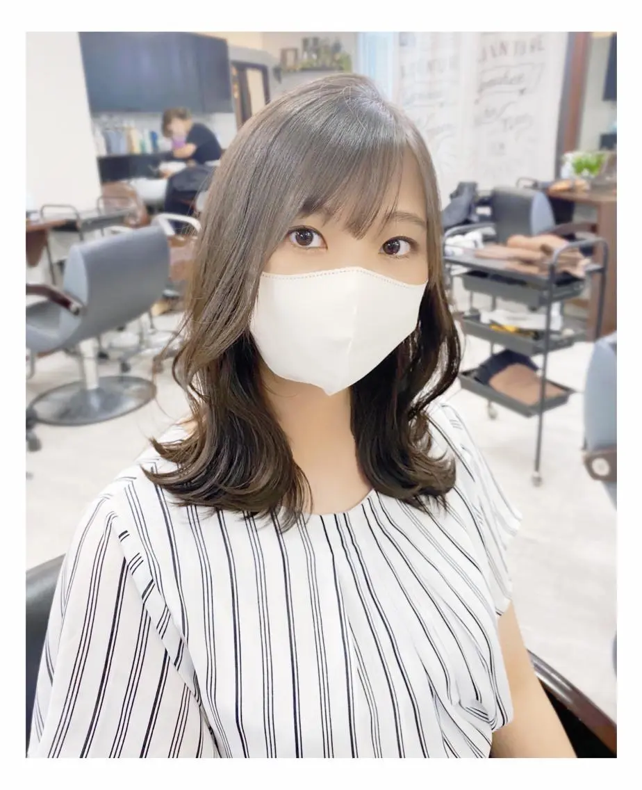ミディアム カラー くびれヘア ＊横浜駅＊ 金子 誠也のヘアスタイル