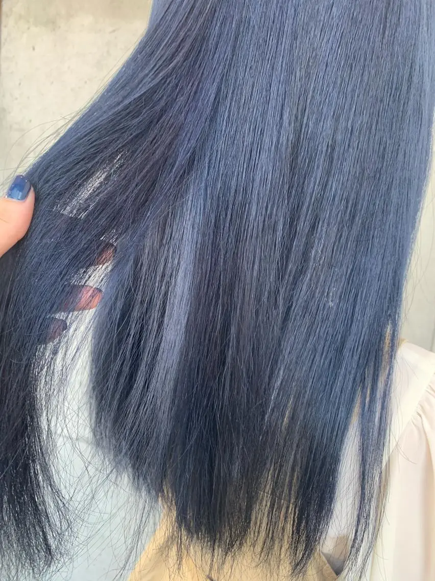 ロング 大内 志穂のヘアスタイル