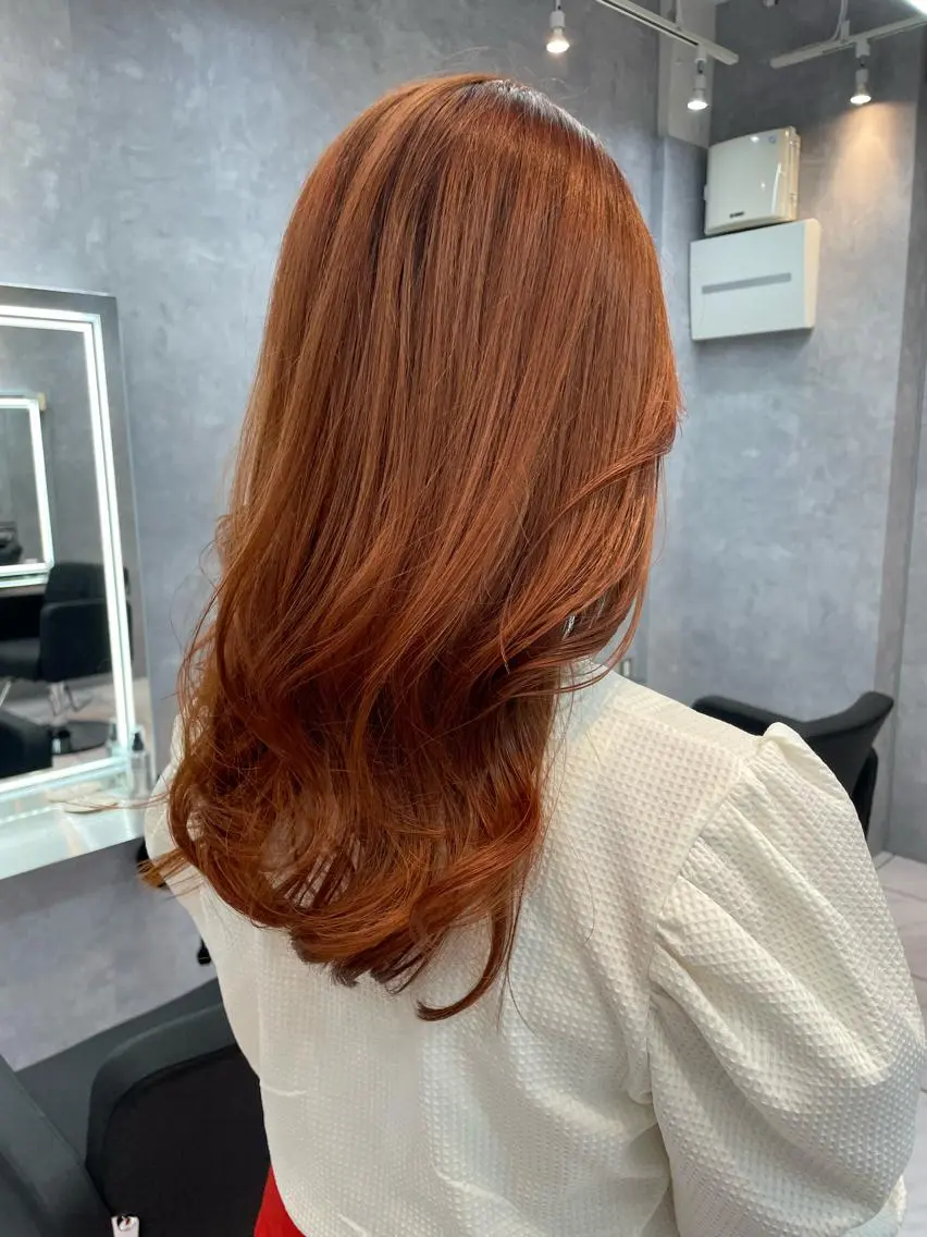ロング カラー ブリーチ オレンジ ピンクカラー カット ヘアカラー トリートメント _WHITE 天神店 YUMEKA🐻のヘアスタイル