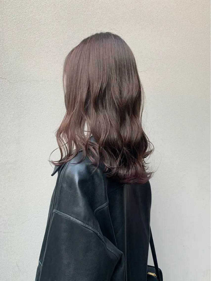 セミロング カラー ベージュカラー ピンクカラー ピンクベージュ 矢野 晃平のヘアスタイル