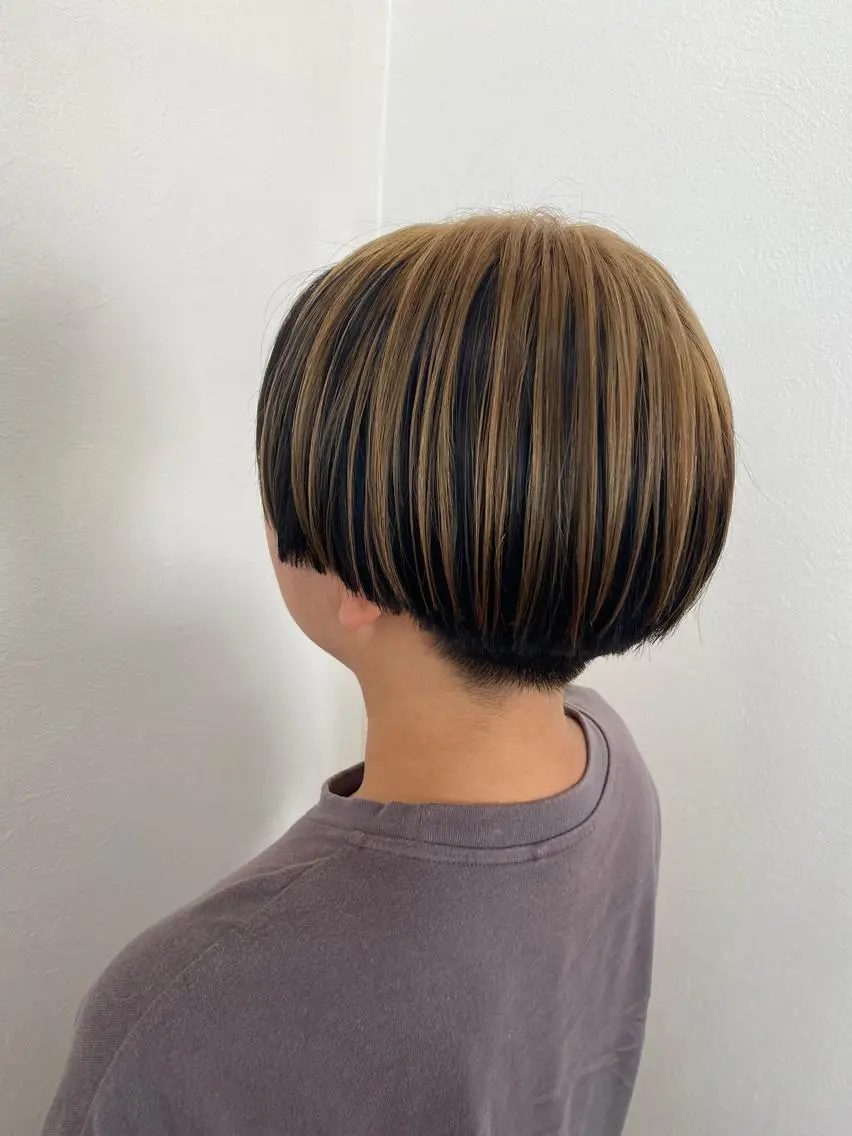 ショート カット ヘアカラー 時末侑実 桜井駅のヘアスタイル