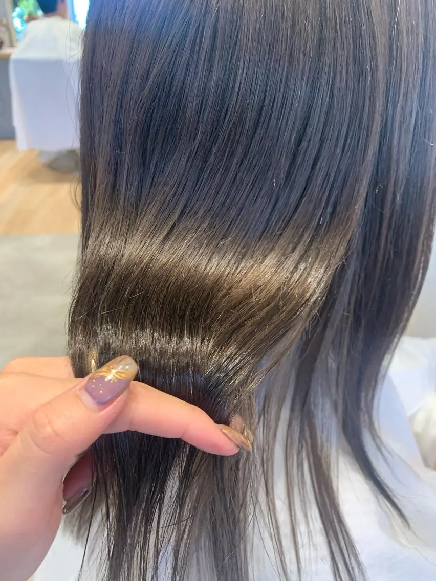 ミディアム カラー カット 縮毛矯正 吉原 由菜のヘアスタイル