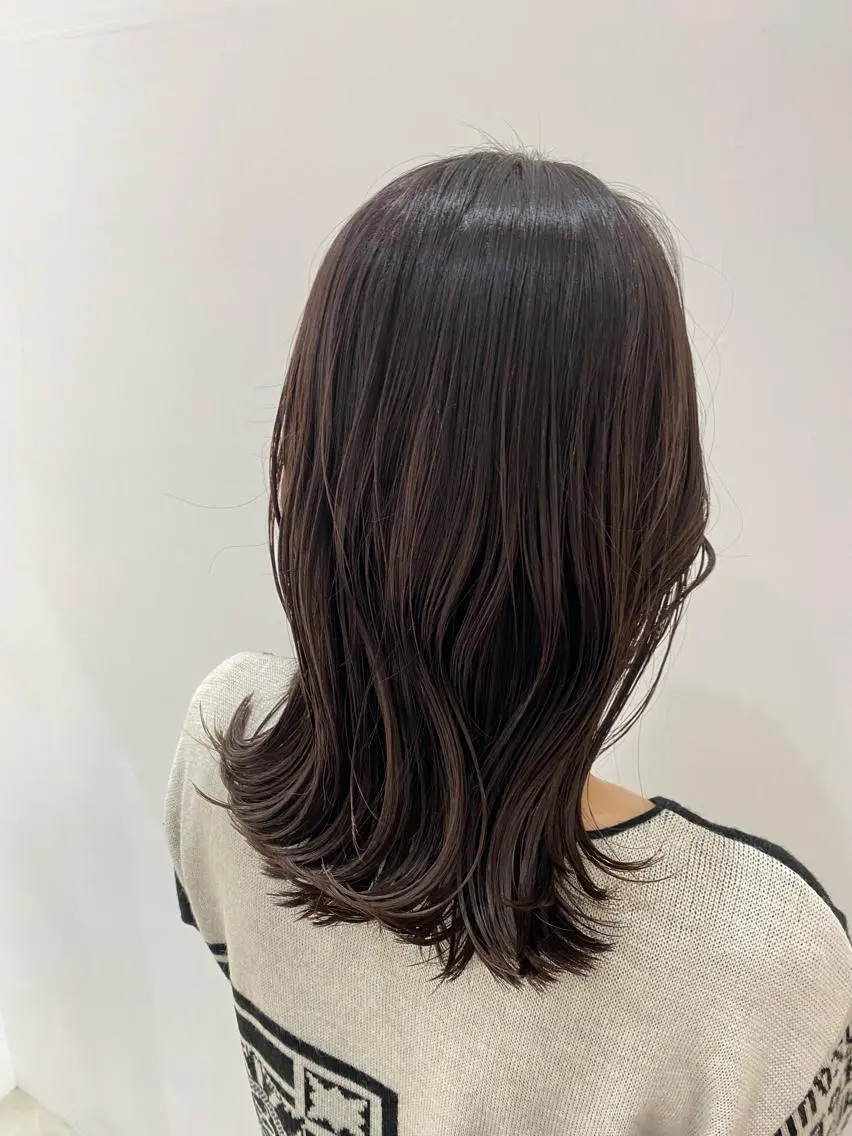 カラー ベージュカラー ラベンダーカラー ピンクカラー 関 桃萌果のヘアスタイル