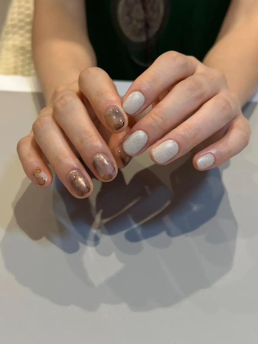 カラー パーマ ヘアアレンジ メンズ キッズ ネイル マツエク・マツパ アイブロウ ジェルネイル マットネイル ハンドネイル ar. harajukuのネイルデザイン