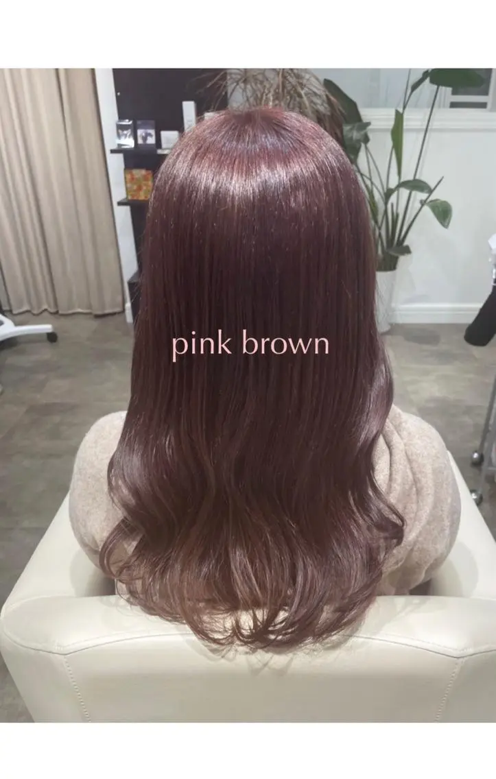 セミロング カラー ブラウンカラー ハイライトカラー ピンクカラー ピンクブラウン ハイライト . AYUKAのヘアスタイル