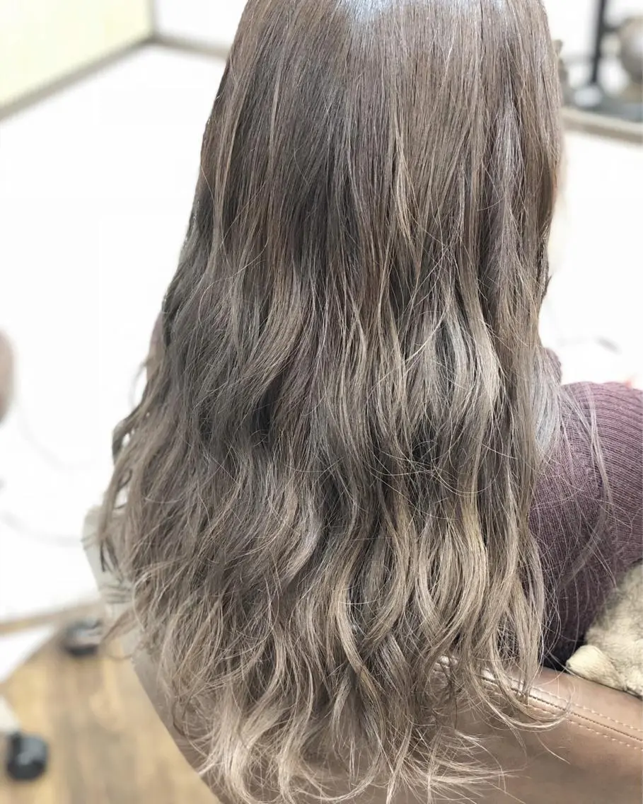 ミディアム YOFAhair芦屋 峰★カラーリストのヘアスタイル