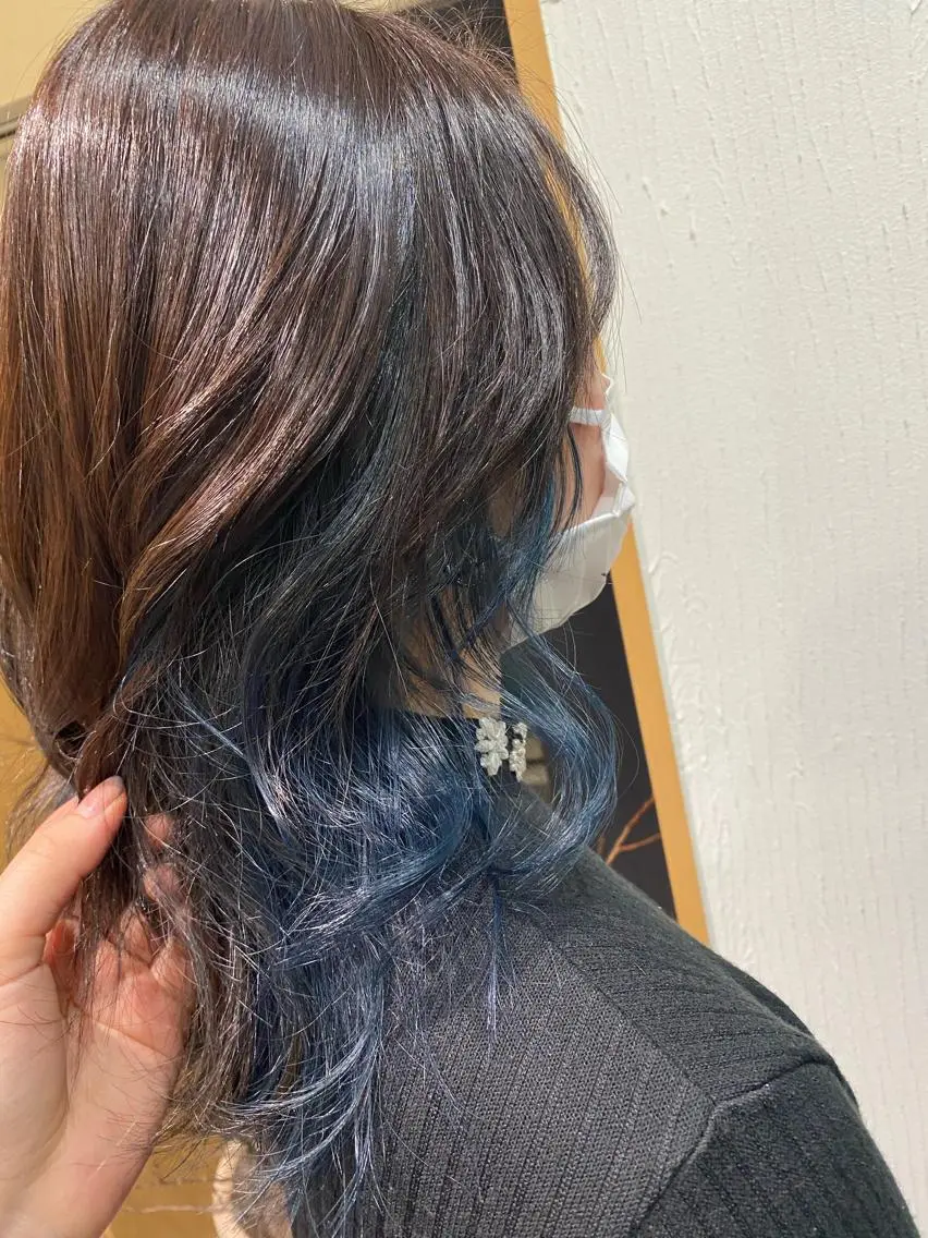 カラー ヘアアレンジ ブルーカラー インナーカラー ひきたみさと 大阪福島/スパニストのエステ・リラクイメージ