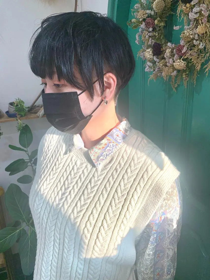 ショート カラー カット ヘアカラー 佐藤 美咲のヘアスタイル