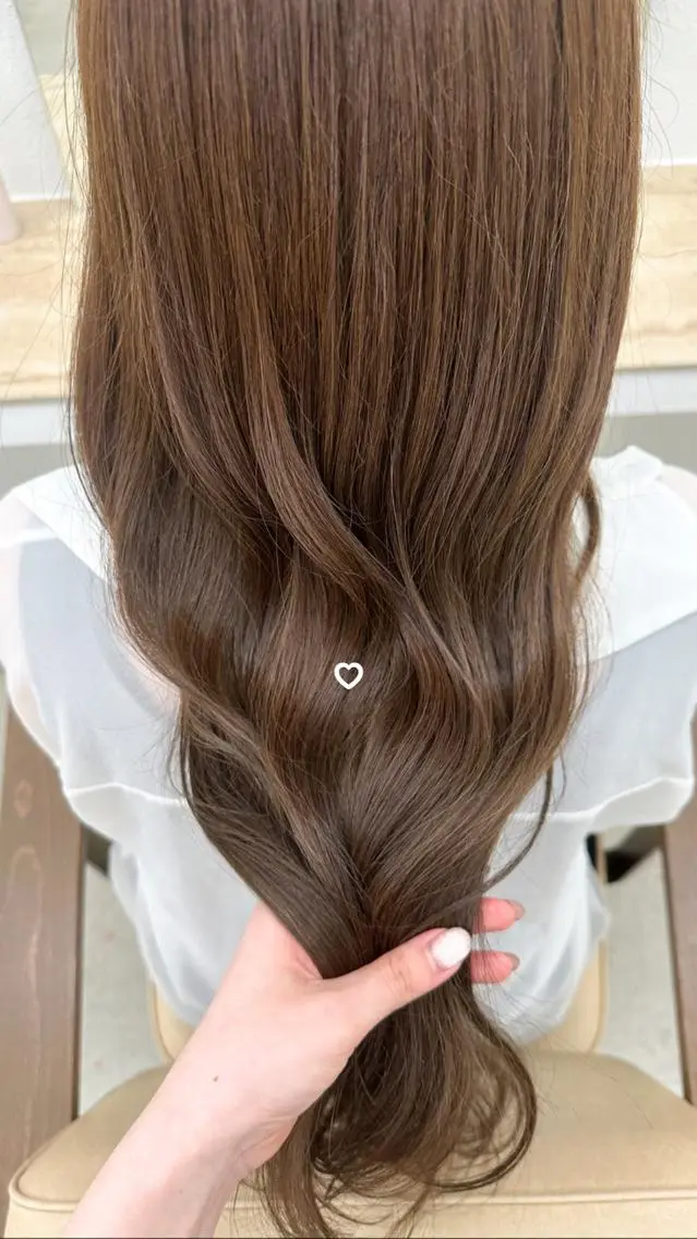 ロング カラー 🌼透明感艶カラー オリーブ🌼河村咲のヘアスタイル