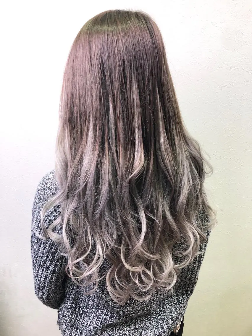 最高級エクステ /羽エクステ白石宇由のヘアスタイル