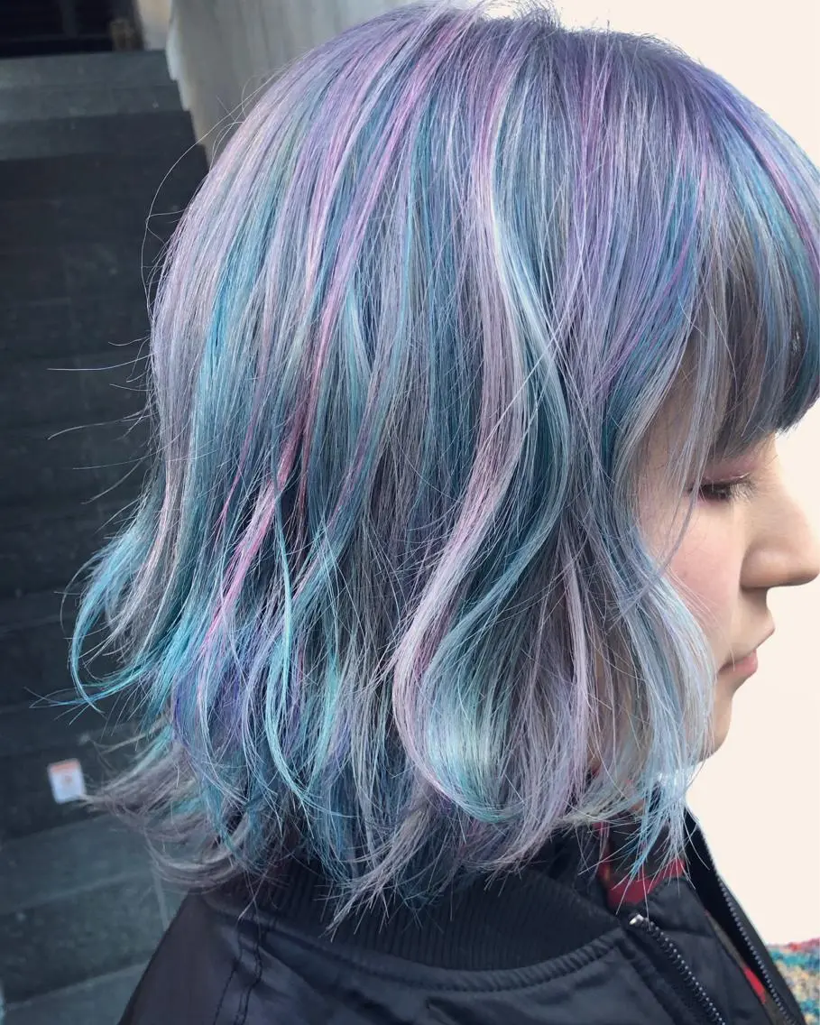 ショート カラー アッシュ バレイヤージュ ミストバング ベージュカラー ブリーチ カット ヘアカラー トリートメント 原宿サロン代表 デザインカラー伊藤卓のヘアスタイル