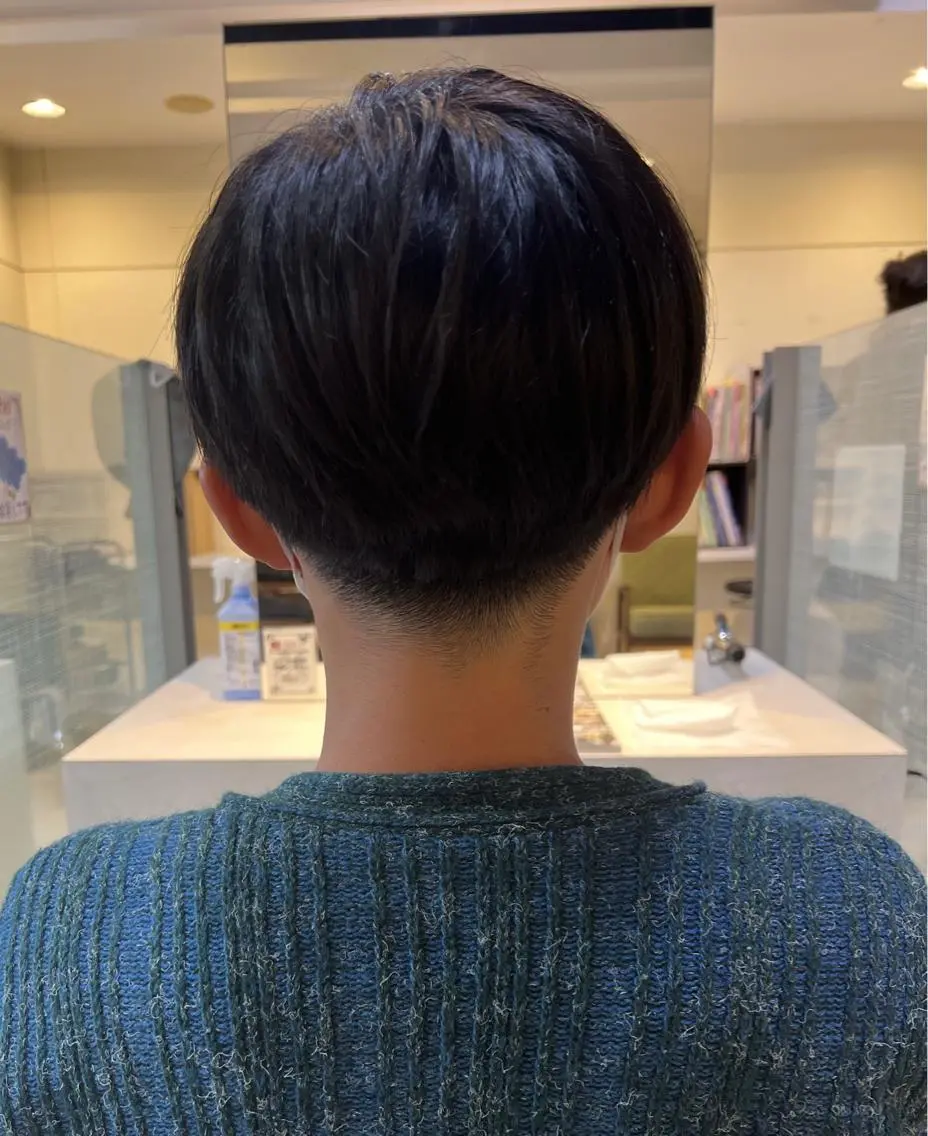 ショート メンズ ハイライト特化小澤 奈津美のヘアスタイル