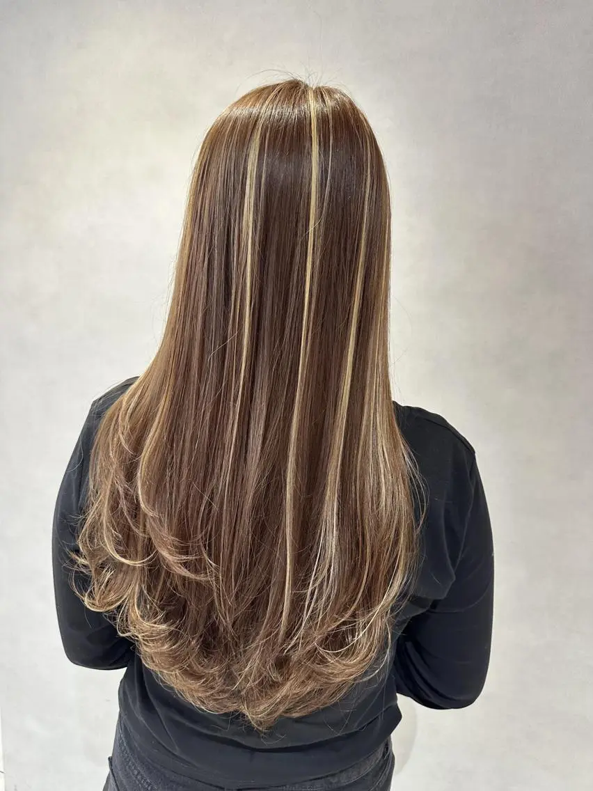 ロング カラー ヘアアレンジ 透明感カラー ハイライトカラー ハイライト 髪質改善 レイヤーカット カット ヘアカラー トリートメント ヘアセット 💎ハイライトカラー /髪質改善カラー💎のヘアスタイル