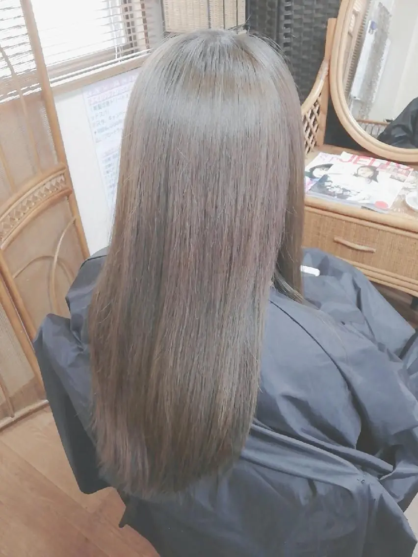 カラー ロング ブリーチ ブリーチなしカラー 小林　ローズパープル カット＆カラー美容室のヘアスタイル