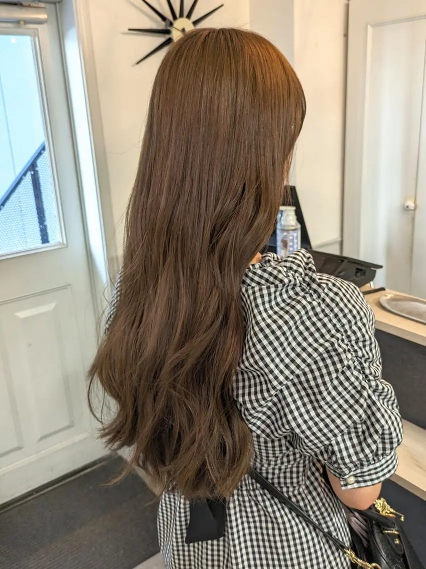 ロング ベージュ*Spica 【ミルクティー】のヘアスタイル