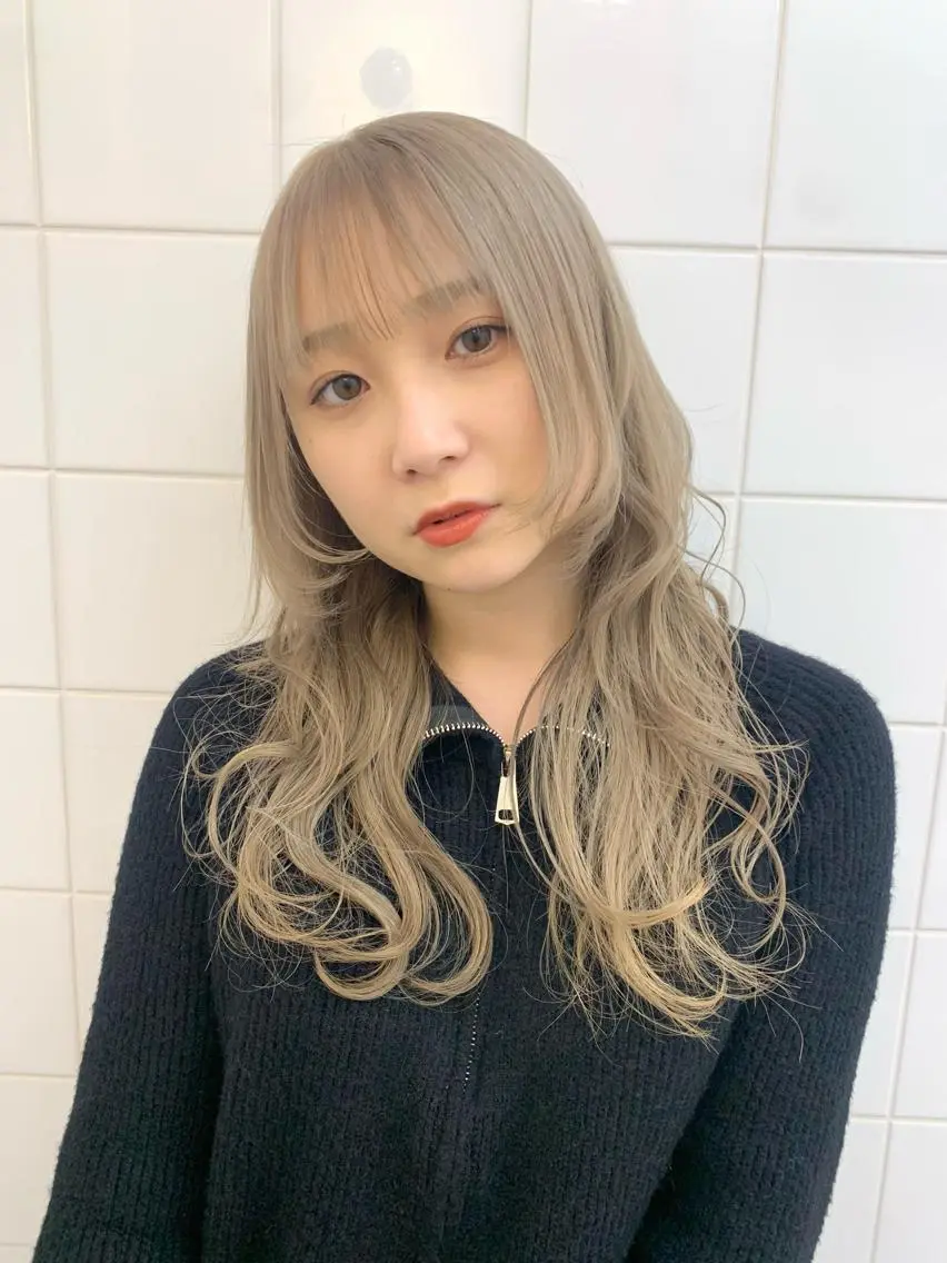 ロング カラー ヘアアレンジ 🧨ブリーチー×ボブ レイヤー💎じゅえるのヘアスタイル