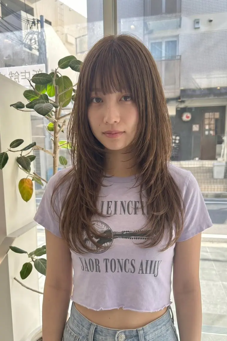ロング tre.甲子園口店/ レイヤーカットのヘアスタイル