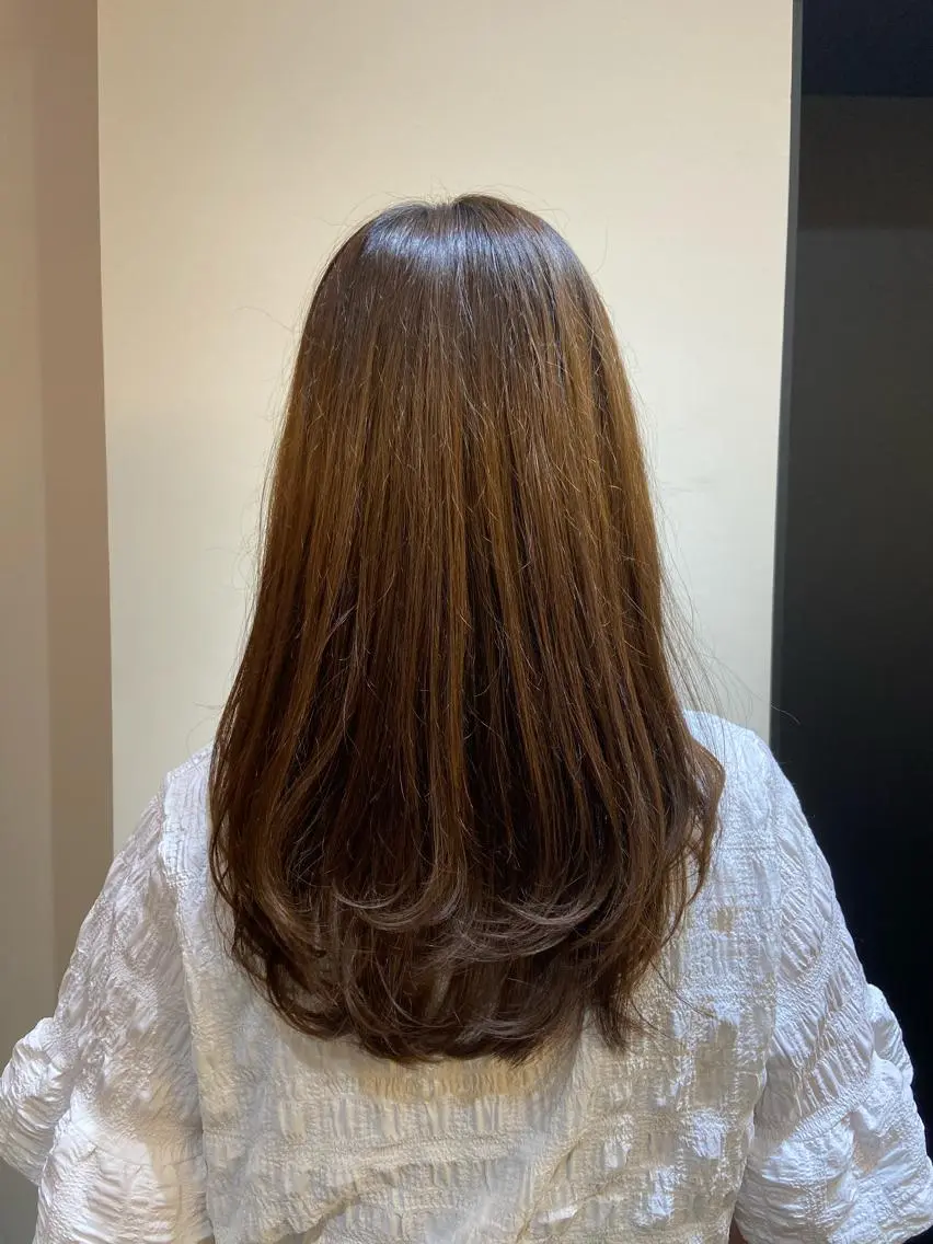 ロング カット ヘアカラー ハイトーンカラー 🦋yuri🦋のヘアスタイル
