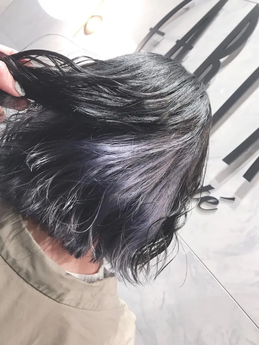 ミディアム カラー ブリーチ ラベンダーカラー 茂木 結希のヘアスタイル