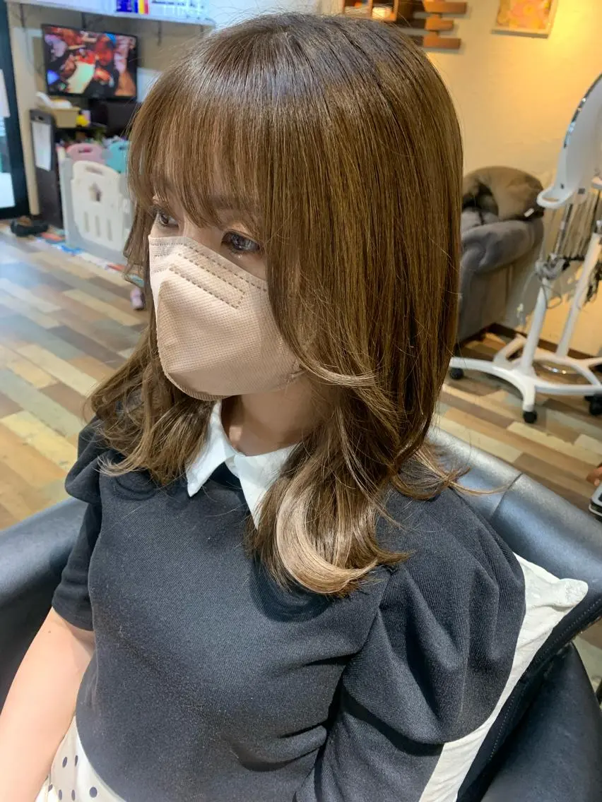 ミディアム カラー ヘアカラー トリートメント 林 友美のヘアスタイル