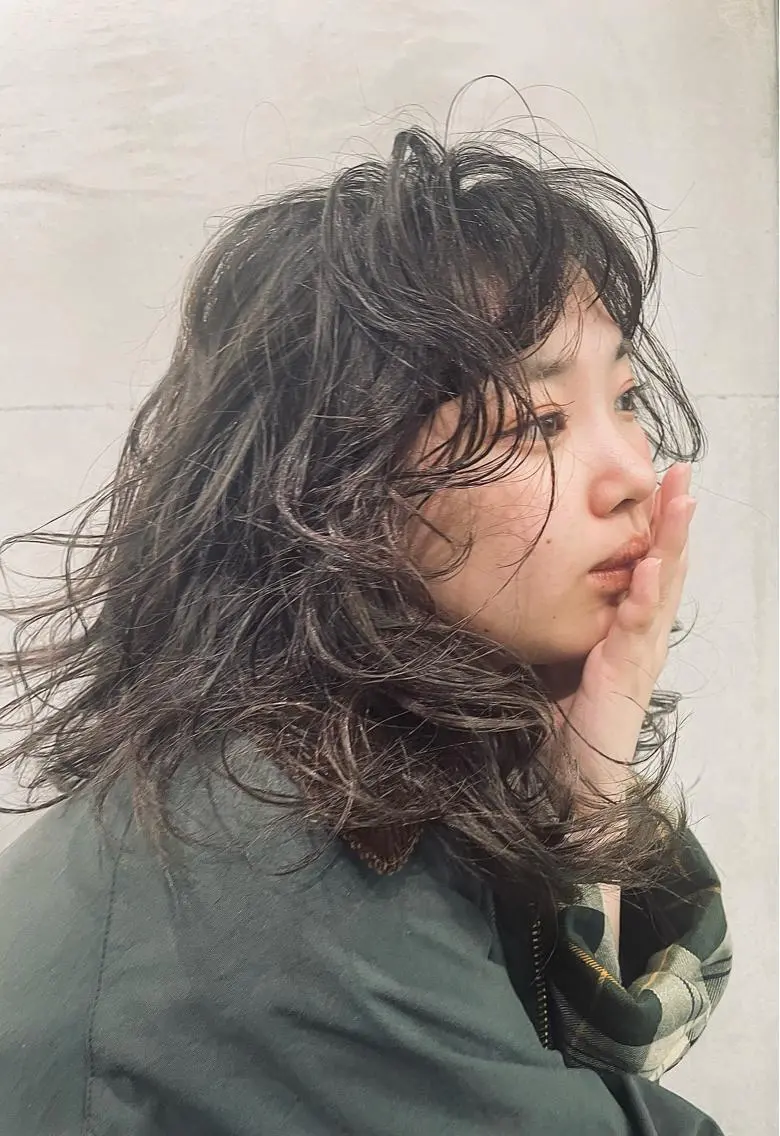 セミロング パーマ セミロングパーマ 🍃○岡 |  Maruokaのヘアスタイル