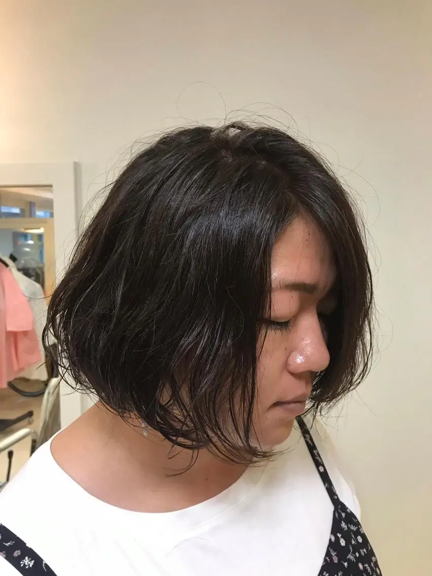 ミディアム カラー パーマ カット ヘアカラー パーマ トリートメント 横田 尚登のヘアスタイル