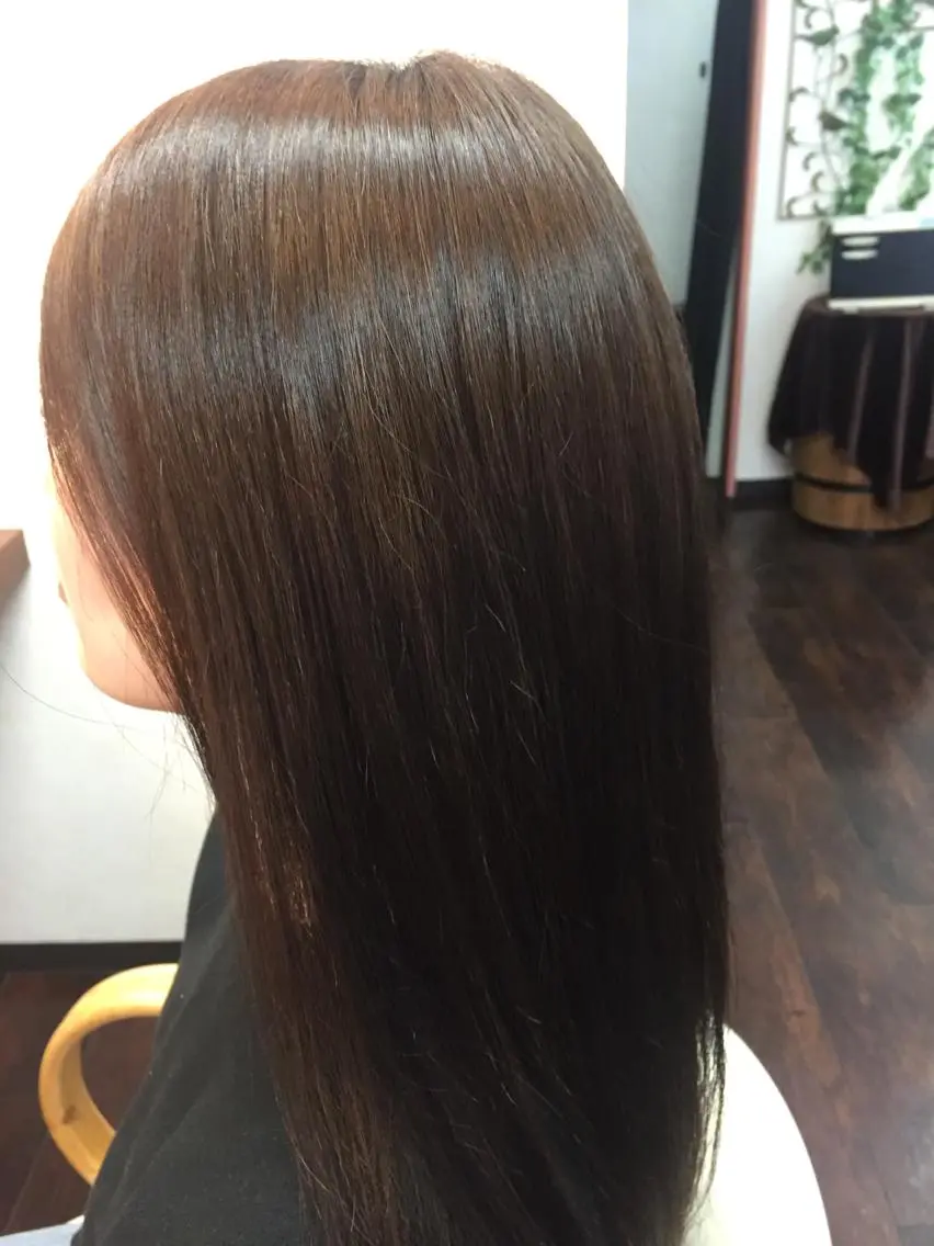セミロング パーマ 桧山 真のヘアスタイル