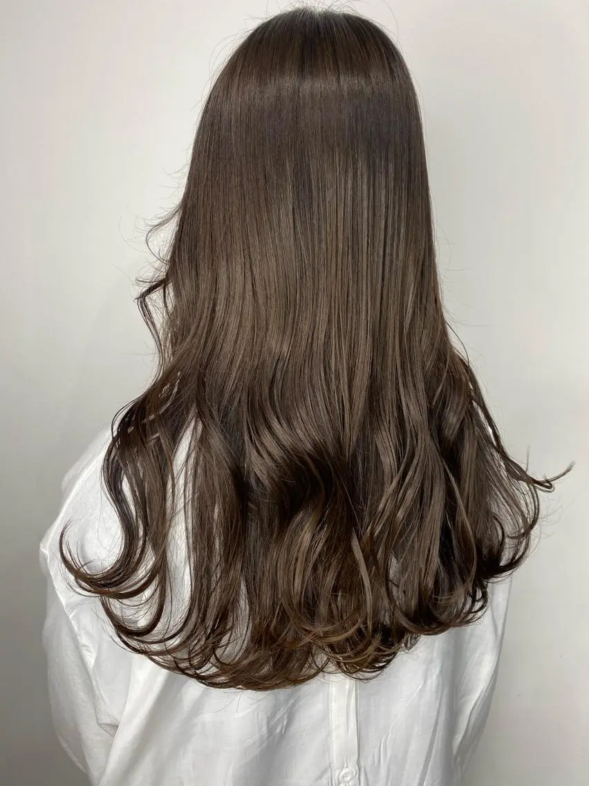 ロング 髪質改善サロン🫧 戎谷栞菜のヘアスタイル