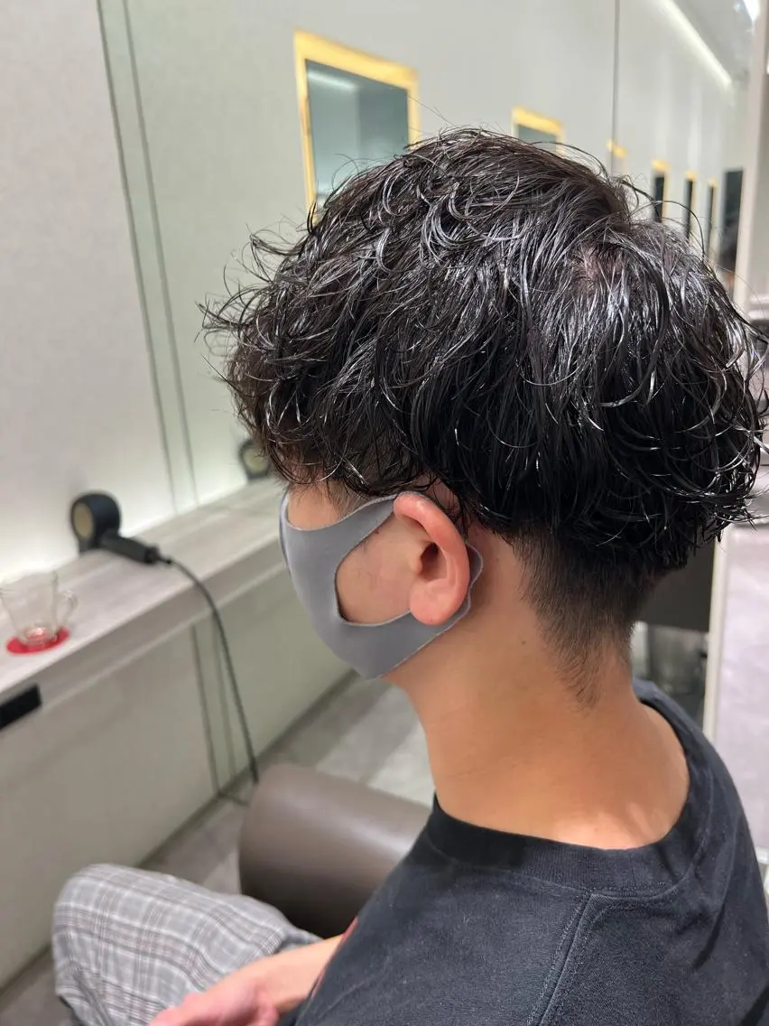 メンズ カット パーマ 宮下 志織のヘアスタイル