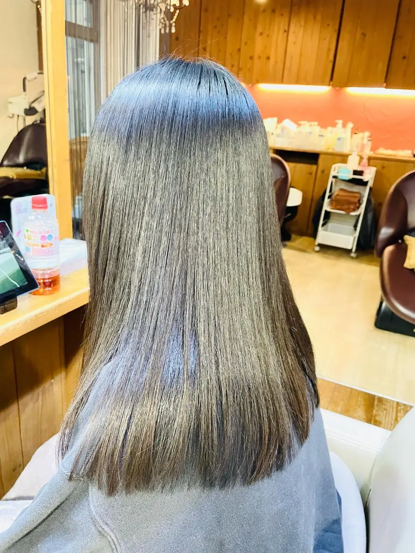 ミディアム 髪質改善 縮毛矯正 山木 裕子のヘアスタイル