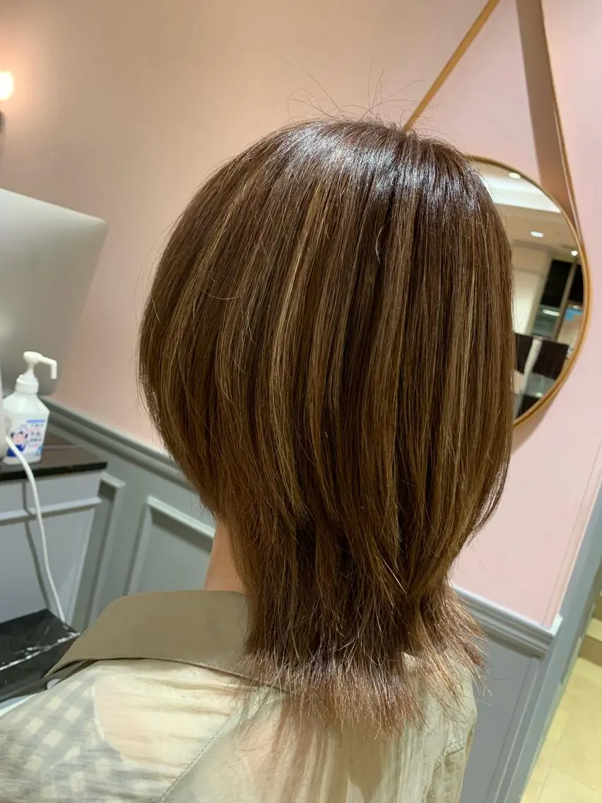 カラー ハイライトカラー 上野 七奈穂のヘアスタイル
