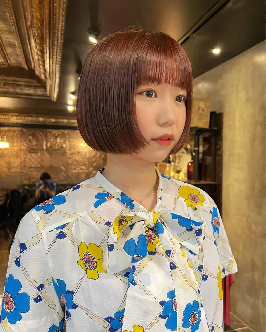 ショート カラー ボブ 顔まわりレイヤー 顔周りカット レイヤーカット 圧倒的デザイン力 店長🎨RENAのヘアスタイル