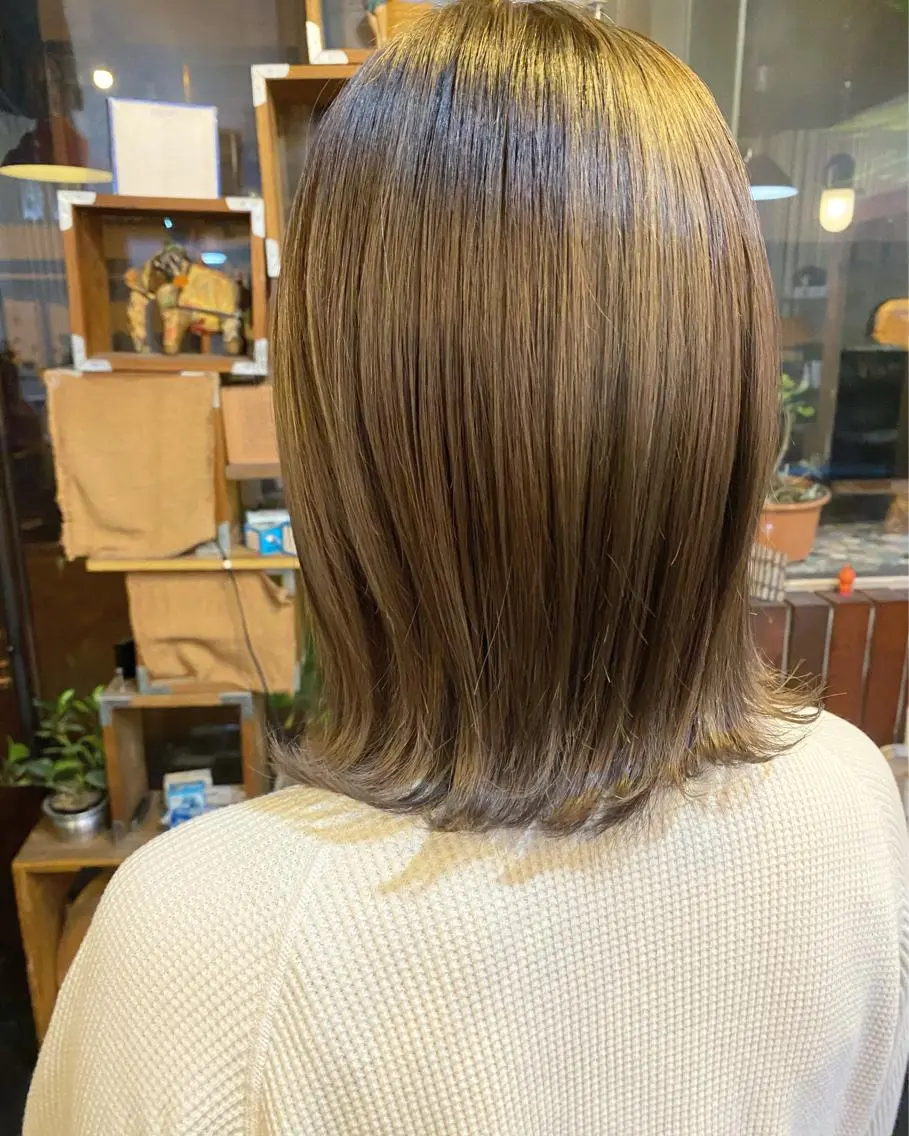ミディアム カラー ベージュカラー ヘアカラー トリートメント 玉木 育実のヘアスタイル