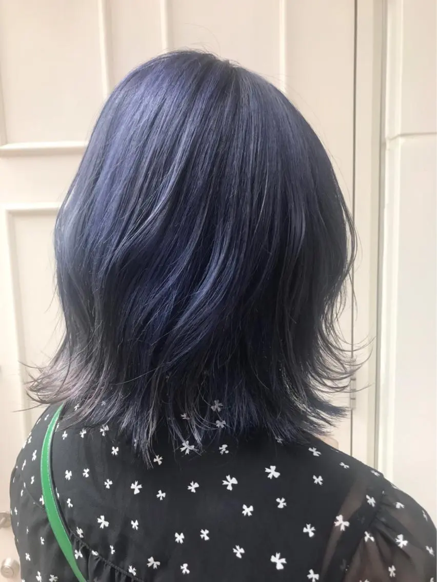 ミディアム カラー ネイビーカラー 🫟Blanco🫟 Color&Careのヘアスタイル