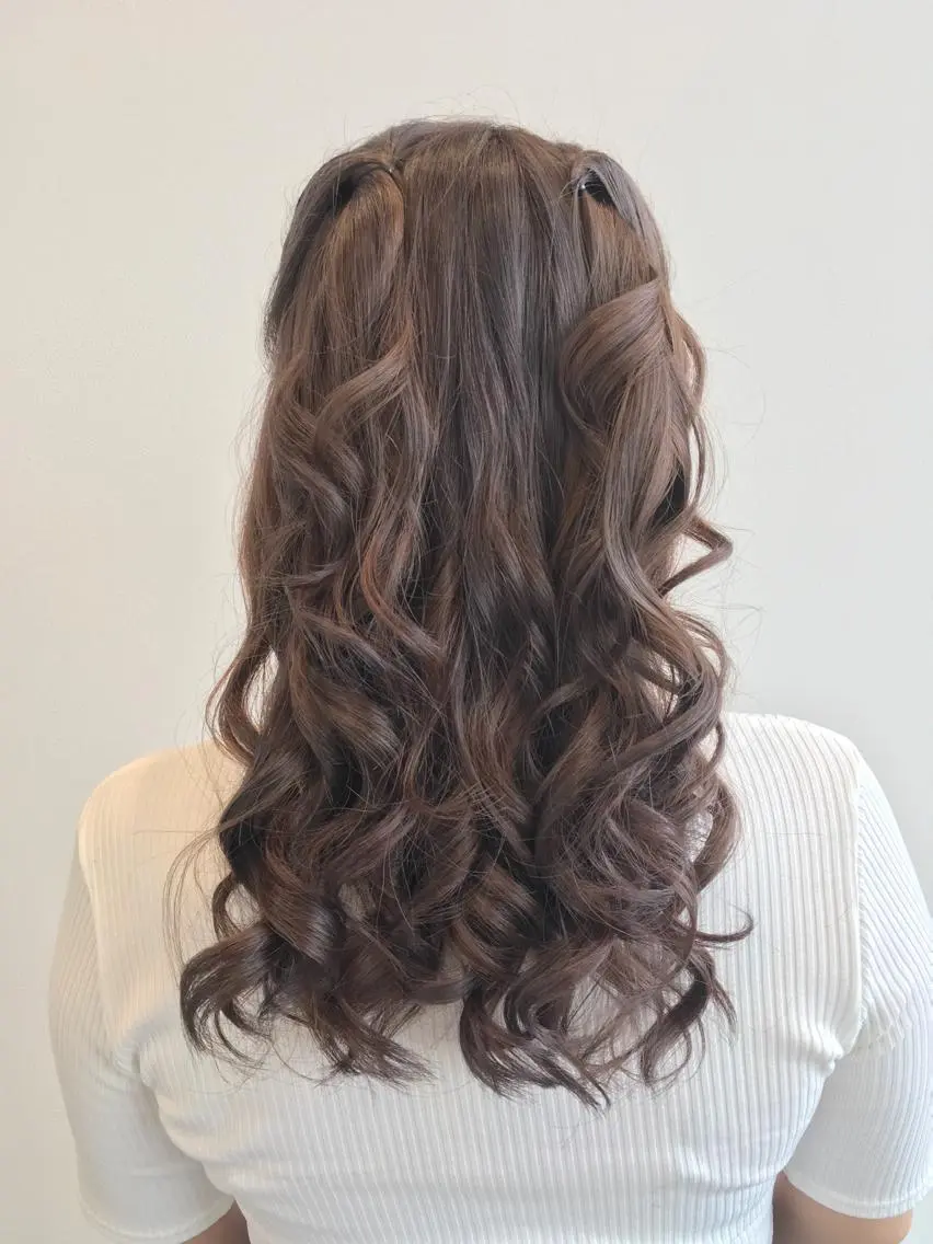 ロング カラー ベージュカラー ヘアカラー トリートメント ヘアセット yoshi ☆のヘアスタイル