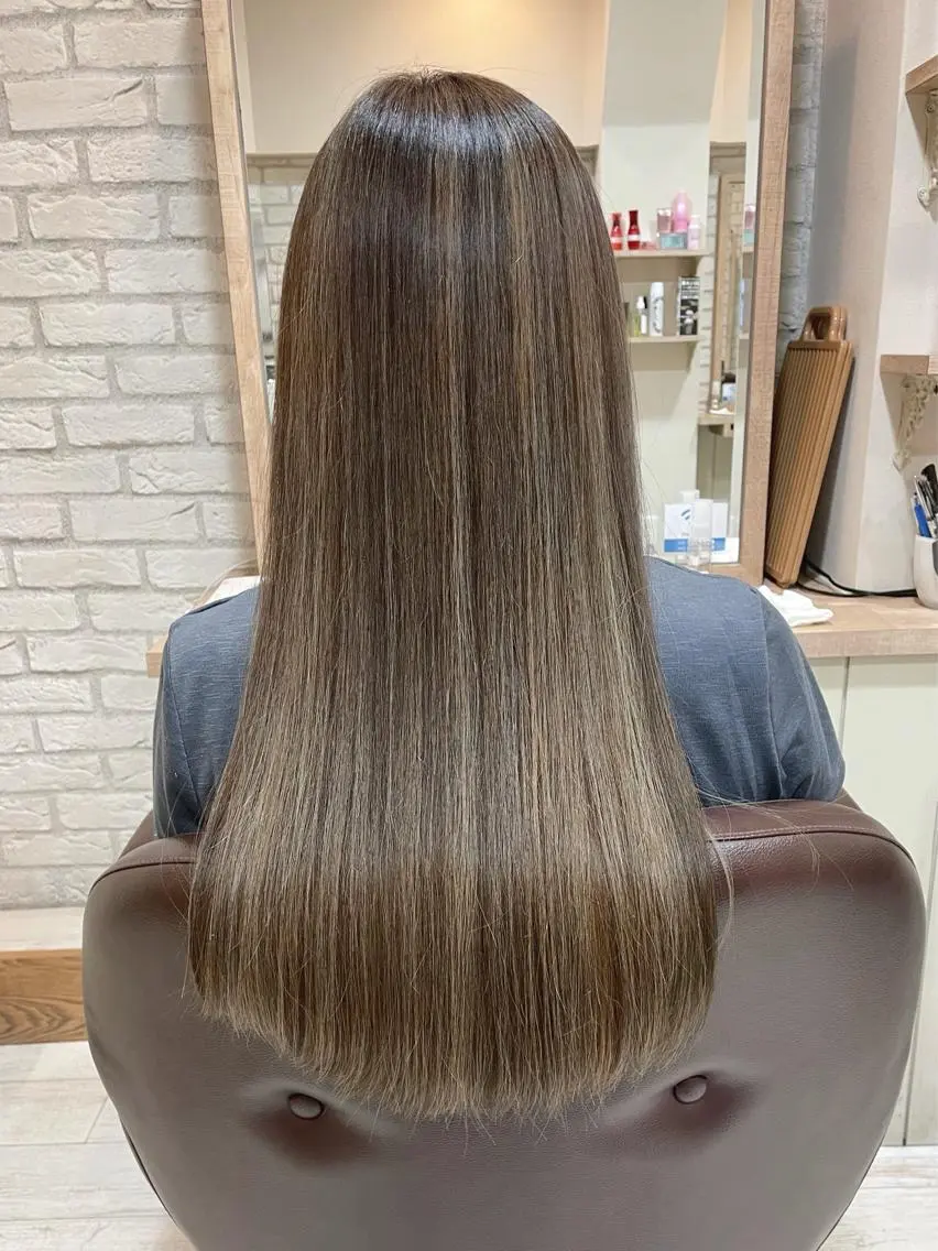 ロング カラー 透明感カラー ハイライトカラー ハイライト カット ヘアカラー トリートメント 清水 有実子のヘアスタイル