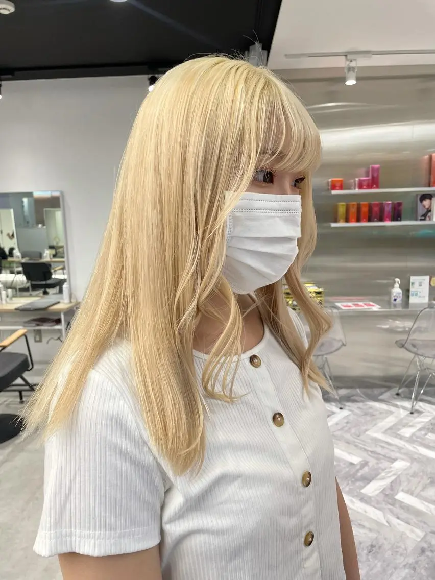 ロング カラー 抜きっぱなしブロンド モモ 🍑のマツエク・マツパデザイン