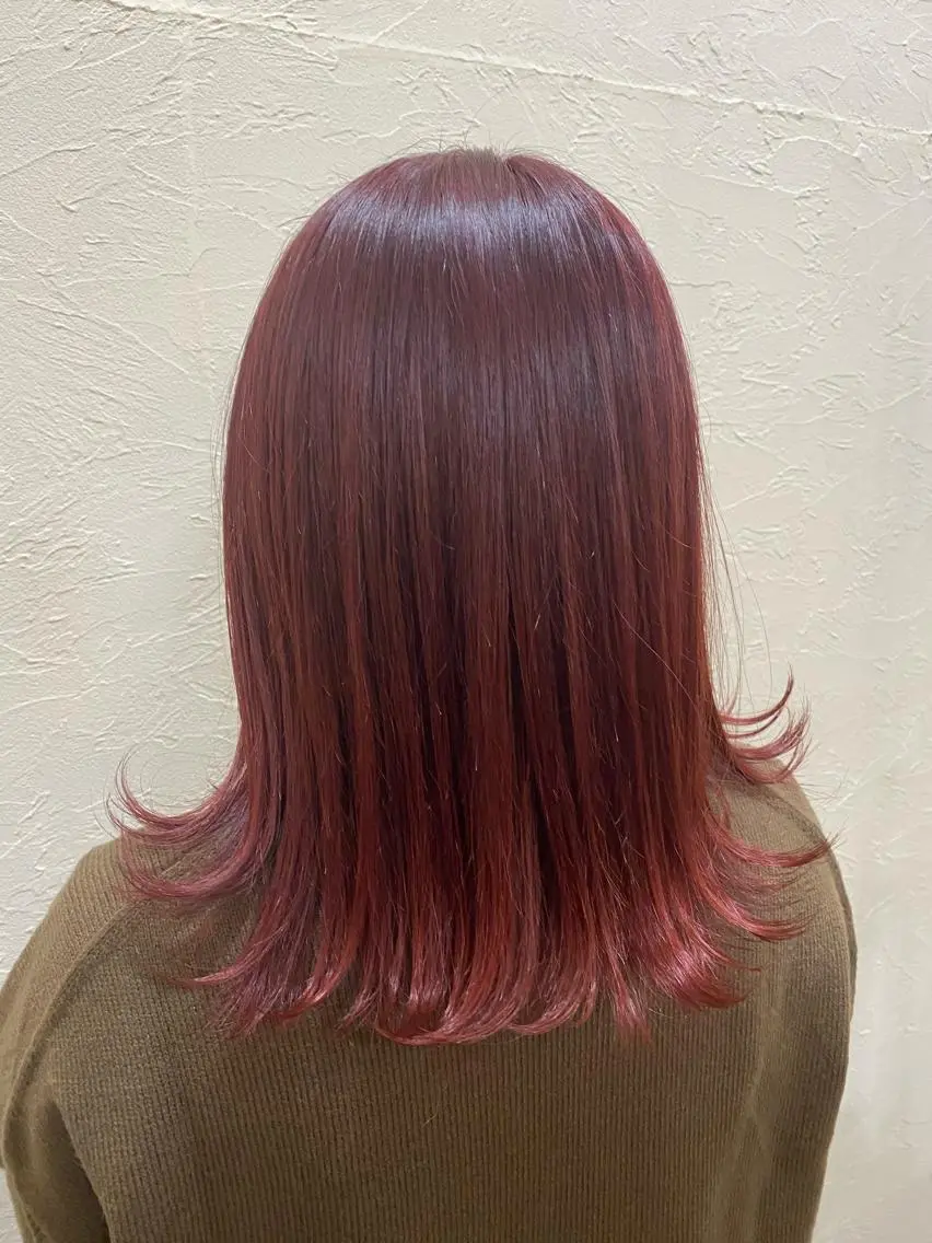 セミロング カラー ブリーチ レッドカラー ヘアカラー トリートメント ENIF ヤマグチアツコのヘアスタイル