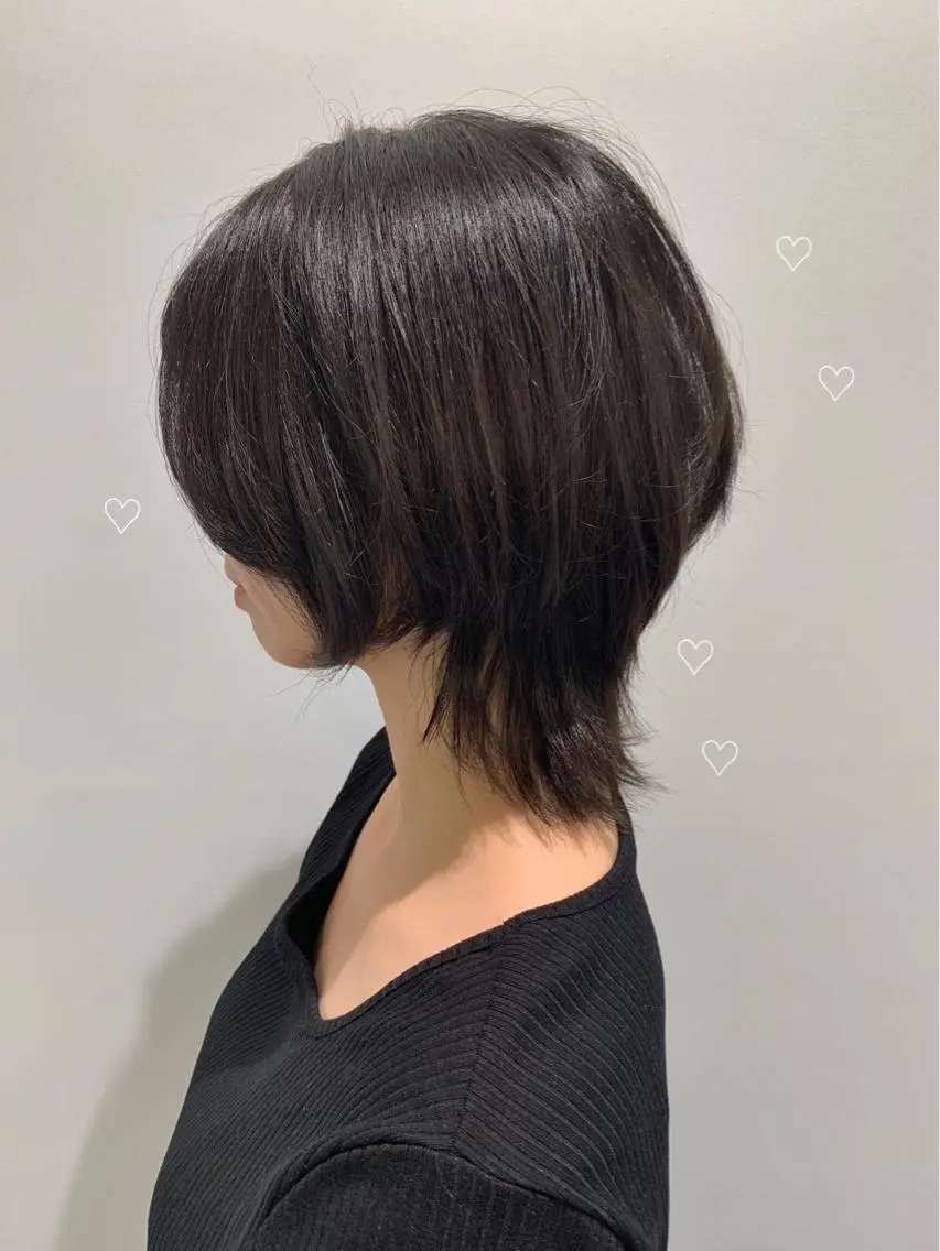 ミディアム ウルフカット 石畑結華 Lond店長のヘアスタイル
