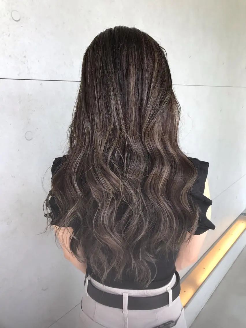 ロング カラー ハイライトカラー ハイライト addict⭐️ 江川　颯也💎のヘアスタイル